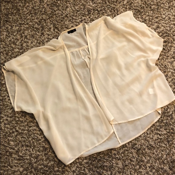Miss Avenue Tops - Cream Kimono